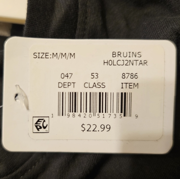 NWT Boston Bruine NHL Official Licensed Black T-Shirt. Size:M. - Picture 4 of 4